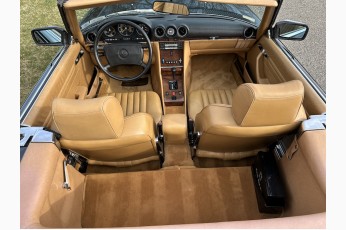 1989 Mercedes Benz 560SL *Sold